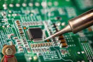 نقش سرویس دوره‌ای در جلوگیری از E99 پکیج دیواری مدل K24FF 